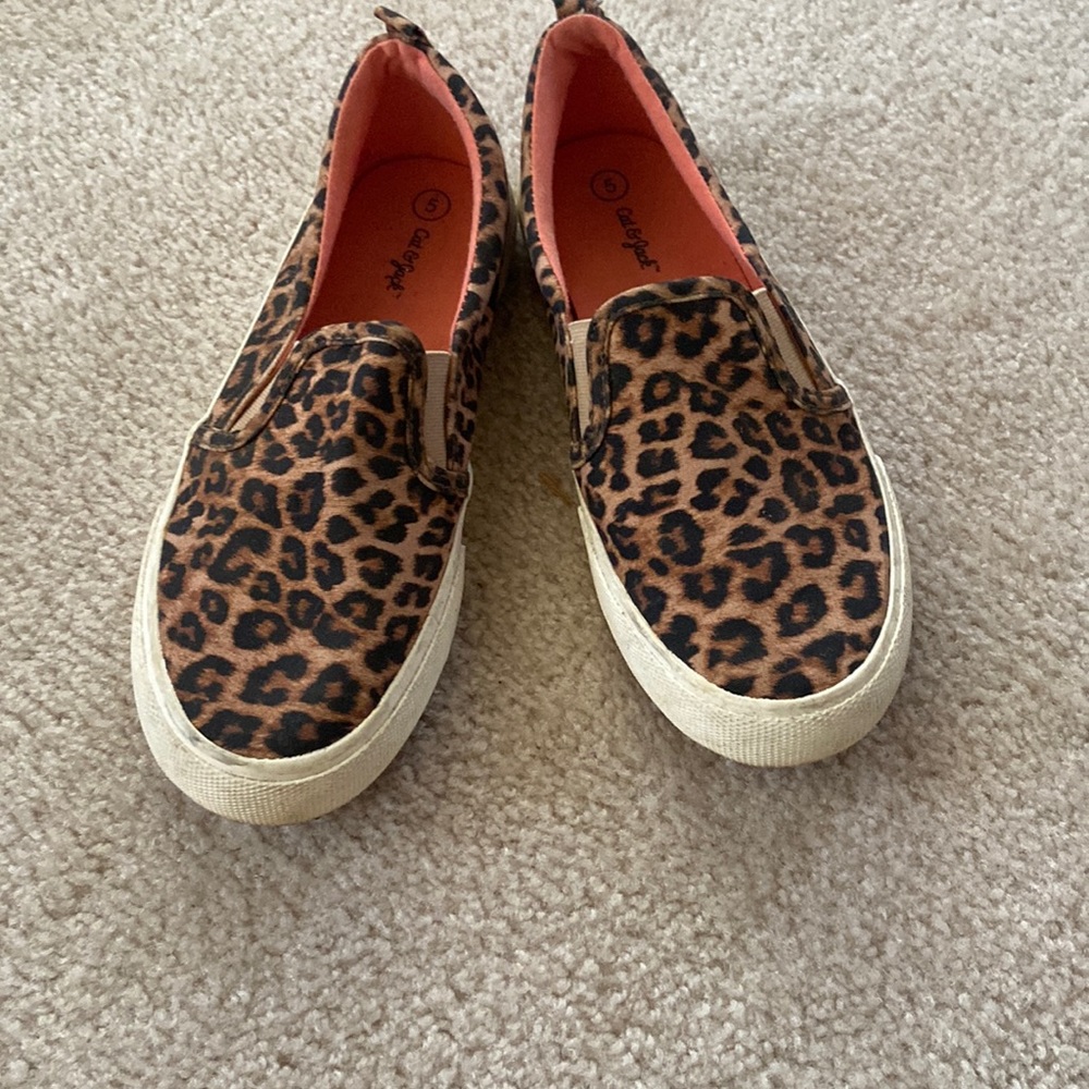 Girl’s leopard print slip on sneakers